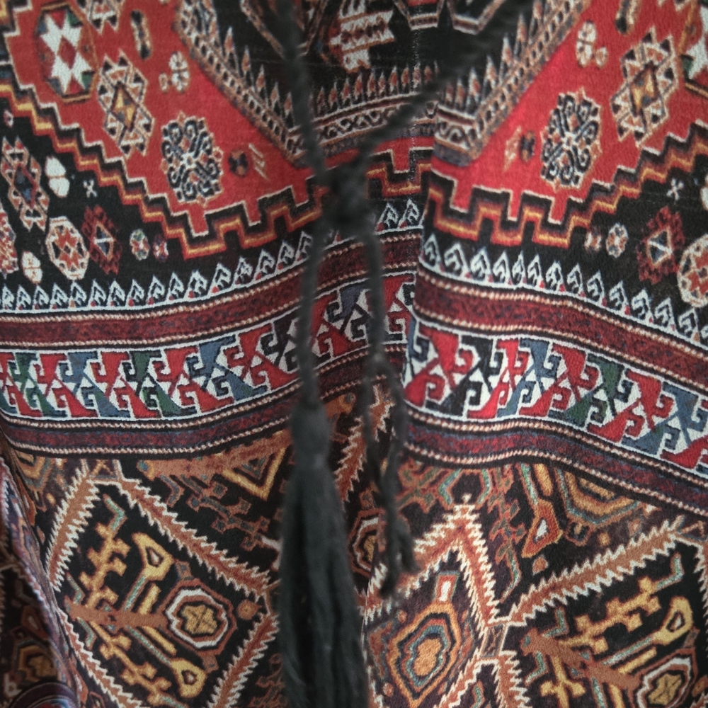 Sanctuary Multicolor Patterned V-Neck Blouse - image 3